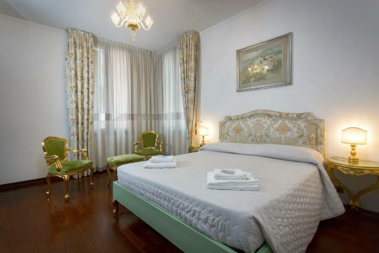 Residenza Calle Larga San Marco Venedig 0*,  Italien