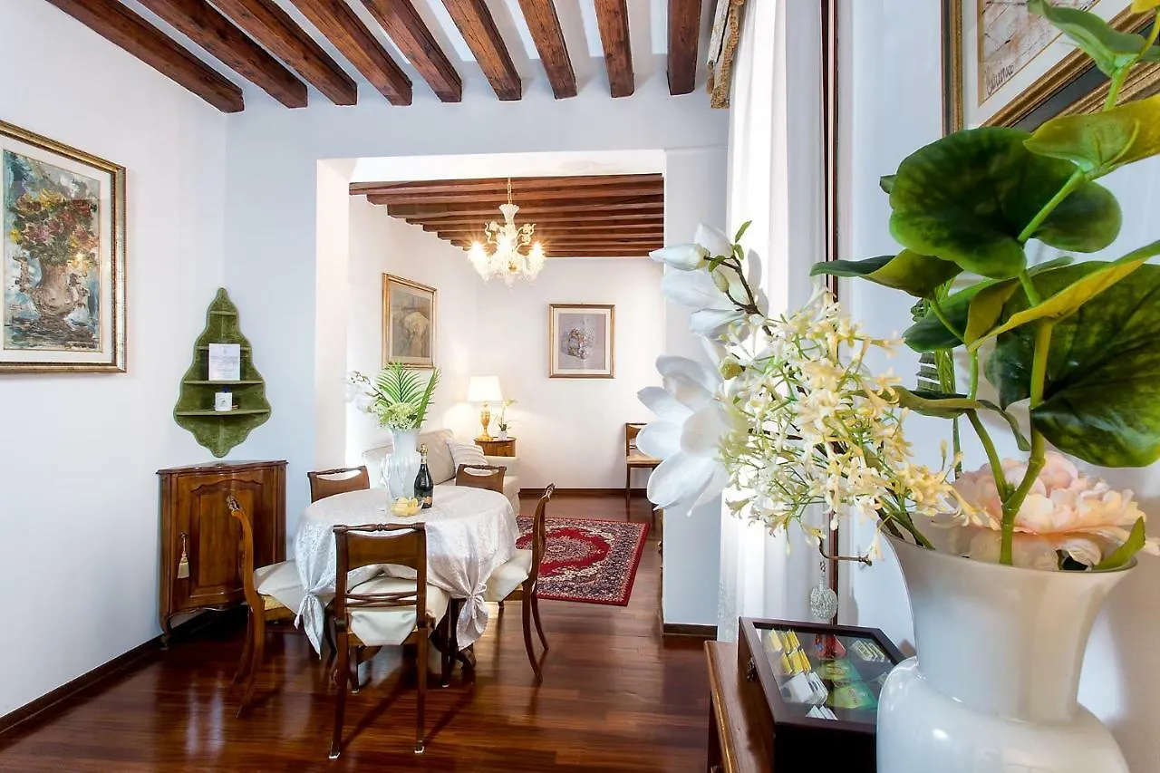 Apartment Residenza Calle Larga San Marco Venedig