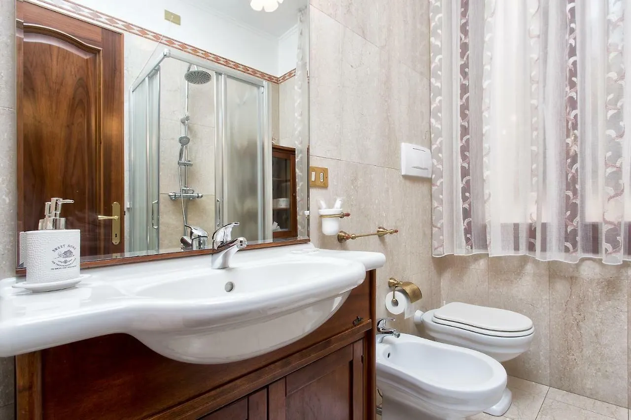 Residenza Calle Larga San Marco Βενετία